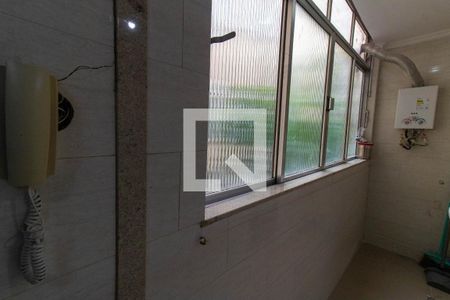 Apartamento para alugar com 68m², 3 quartos e 1 vagaÁrea de Serviço