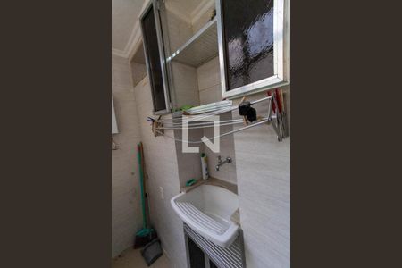 Apartamento para alugar com 68m², 3 quartos e 1 vagaÁrea de Serviço