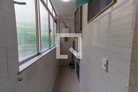 Apartamento para alugar com 68m², 3 quartos e 1 vagaÁrea de Serviço