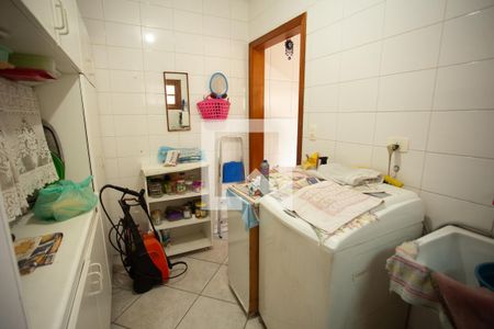 Casa à venda com 220m², 4 quartos e 4 vagasÁrea de Serviço