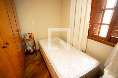 Casa à venda com 220m², 4 quartos e 4 vagasQuarto 2