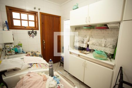 Casa à venda com 220m², 4 quartos e 4 vagasÁrea de Serviço