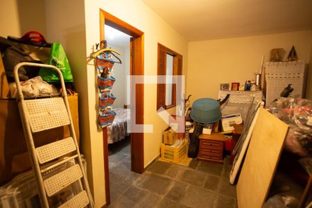 Casa à venda com 220m², 4 quartos e 4 vagasGaragem