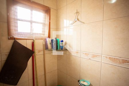 Casa à venda com 220m², 4 quartos e 4 vagasBanheiro do Quarto 1