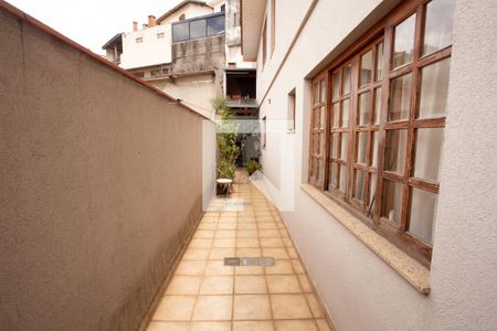 Casa à venda com 220m², 4 quartos e 4 vagasÁrea Externa