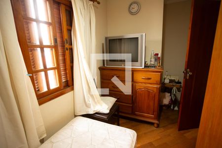 Casa à venda com 220m², 4 quartos e 4 vagasQuarto 2