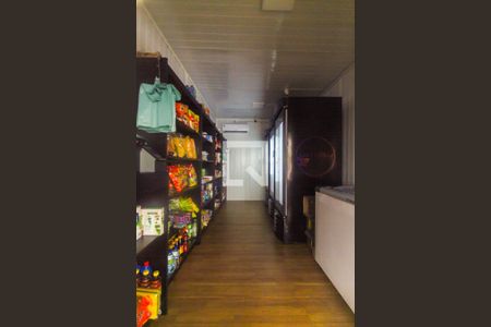 Apartamento para alugar com 40m², 2 quartos e 1 vagaMini Mercado