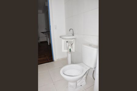 Apartamento para alugar com 34m², 2 quartos e sem vaga Banheiro Social