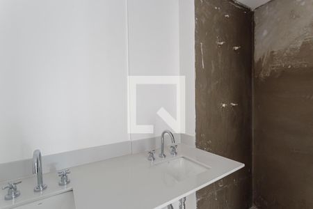 Apartamento à venda com 105m², 2 quartos e 2 vagas Apartamento à venda com 105m², 2 quartos e 2 vagasBanheiro da Suíte 2