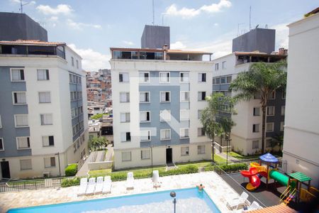 Vista da Sala de apartamento para alugar com 3 quartos, 61m² em Vila Zat, São Paulo