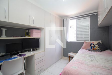 Quarto 1 de apartamento para alugar com 3 quartos, 61m² em Vila Zat, São Paulo