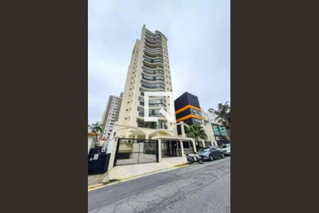 Apartamento à venda com 153m², 3 quartos e 3 vagasFachada