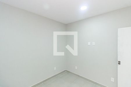 Quarto 1 de casa para alugar com 2 quartos, 47m² em Madureira, Rio de Janeiro