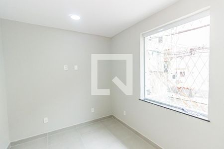 Quarto 2 de casa para alugar com 2 quartos, 47m² em Madureira, Rio de Janeiro