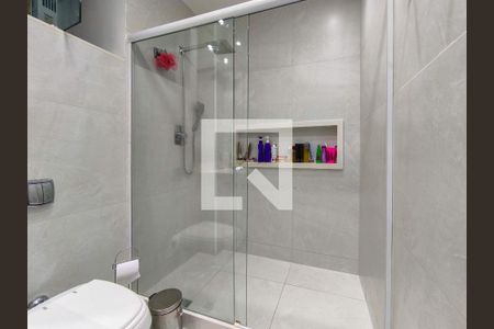 Apartamento para alugar com 89m², 2 quartos e 1 vaga Apartamento para alugar com 89m², 2 quartos e 1 vagaBanheiro Corredor