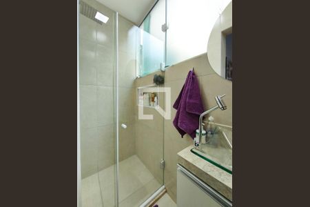 Apartamento para alugar com 89m², 2 quartos e 1 vaga Apartamento para alugar com 89m², 2 quartos e 1 vagaBanheiro da Suíte