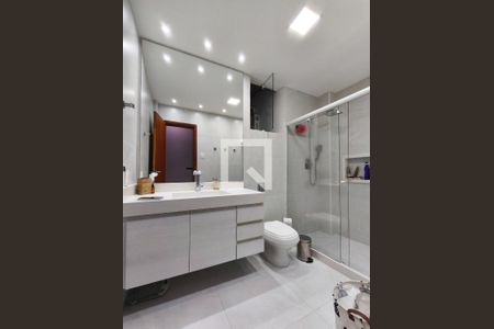 Apartamento para alugar com 89m², 2 quartos e 1 vaga Apartamento para alugar com 89m², 2 quartos e 1 vagaBanheiro Corredor