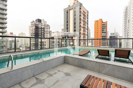 Studio à venda com 25m², 1 quarto e sem vagaPiscina