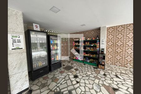 Apartamento à venda com 72m², 2 quartos e sem vagaÁrea comum