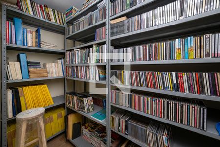 Casa à venda com 100m², 3 quartos e 2 vagasEscritório