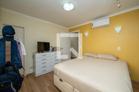 Casa à venda com 100m², 3 quartos e 2 vagasSuíte 1