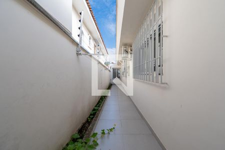 Casa à venda com 100m², 3 quartos e 2 vagasQuintal