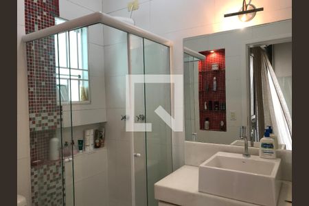 Casa à venda com 140m², 2 quartos e 2 vagasBanheiro - suite 2