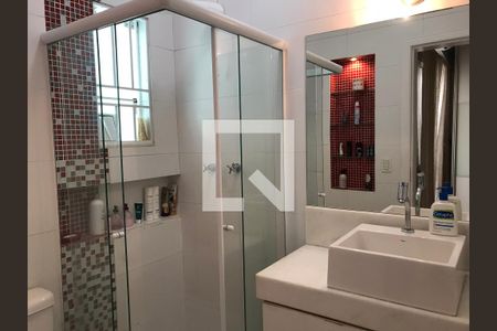 Casa à venda com 140m², 2 quartos e 2 vagasBanheiro - suite 2