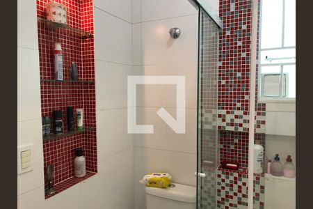 Casa à venda com 140m², 2 quartos e 2 vagasBanheiro - suite 2