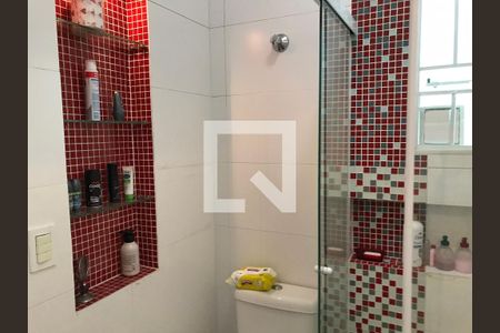 Casa à venda com 140m², 2 quartos e 2 vagasBanheiro - suite 2