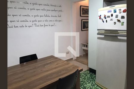 Casa à venda com 140m², 2 quartos e 2 vagasCozinha