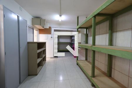 Casa à venda com 171m², 3 quartos e 2 vagasGalpão