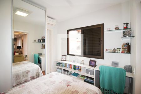 Apartamento à venda com 213m², 4 quartos e 3 vagas Apartamento à venda com 213m², 4 quartos e 3 vagasSuíte 4