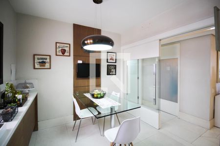 Apartamento à venda com 213m², 4 quartos e 3 vagas Apartamento à venda com 213m², 4 quartos e 3 vagasCopa