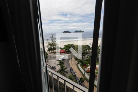 Sala de apartamento à venda com 1 quarto, 50m² em Barra da Tijuca, Rio de Janeiro