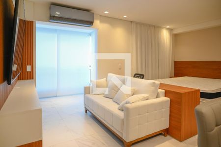 Sala de kitnet/studio para alugar com 1 quarto, 34m² em Vila Nair, São Paulo