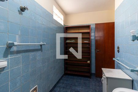 Apartamento à venda com 77m², 2 quartos e sem vaga Apartamento à venda com 77m², 2 quartos e sem vagaBanheiro