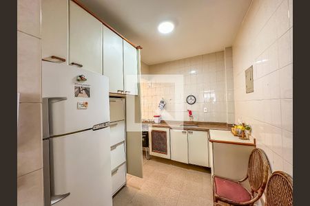 Apartamento à venda com 85m², 2 quartos e sem vagaCozinha