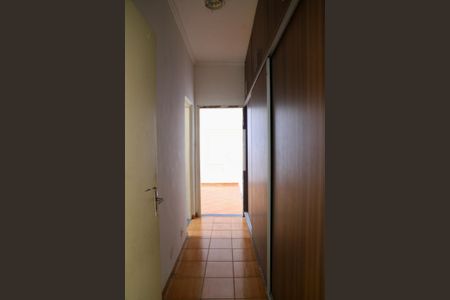 Casa à venda com 270m², 3 quartos e 4 vagas Casa à venda com 270m², 3 quartos e 4 vagasSuíte