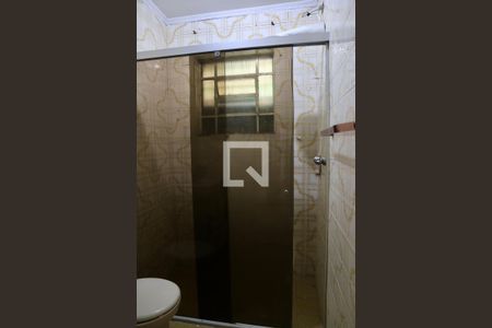 Casa à venda com 270m², 3 quartos e 4 vagas Casa à venda com 270m², 3 quartos e 4 vagasBanheiro Social