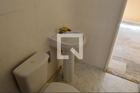 Apartamento para alugar com 62m², 3 quartos e sem vagaBanheiro