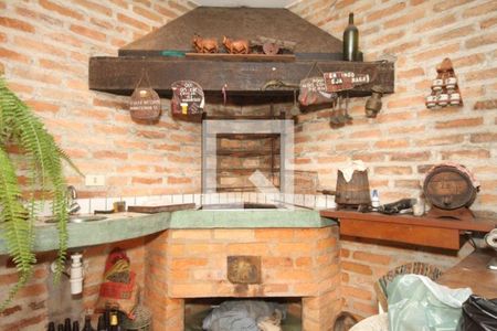 Casa à venda com 4 quartos, 120m² em Vila Gumercindo, São Paulo