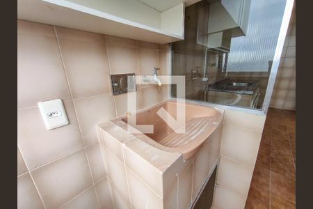 Apartamento à venda com 53m², 2 quartos e 1 vaga Apartamento à venda com 53m², 2 quartos e 1 vagaÁrea de Serviço