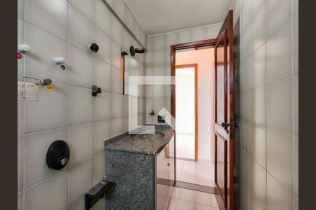 Apartamento à venda com 53m², 2 quartos e 1 vaga Apartamento à venda com 53m², 2 quartos e 1 vagaBanheiro Corredor