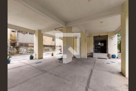 Apartamento à venda com 53m², 2 quartos e 1 vaga Apartamento à venda com 53m², 2 quartos e 1 vagaFachada e portaria