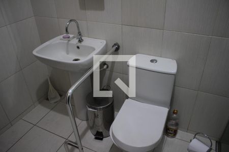 Casa à venda com 405m², 3 quartos e 2 vagasBanheiro