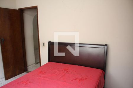 Casa à venda com 405m², 3 quartos e 2 vagasQuarto 2