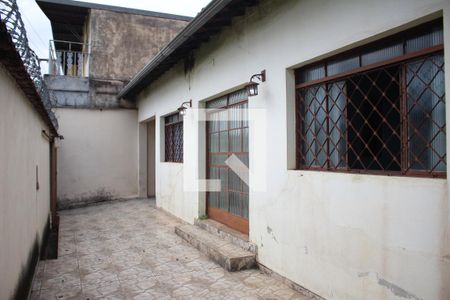 Casa à venda com 405m², 3 quartos e 2 vagasQuintal