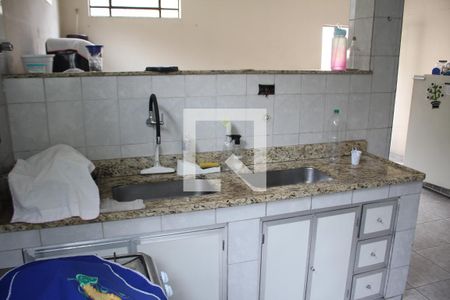 Casa à venda com 405m², 3 quartos e 2 vagasCozinha