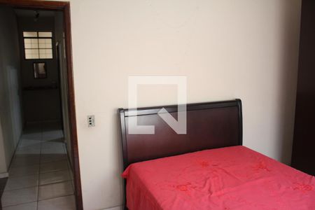 Casa à venda com 405m², 3 quartos e 2 vagasQuarto 2